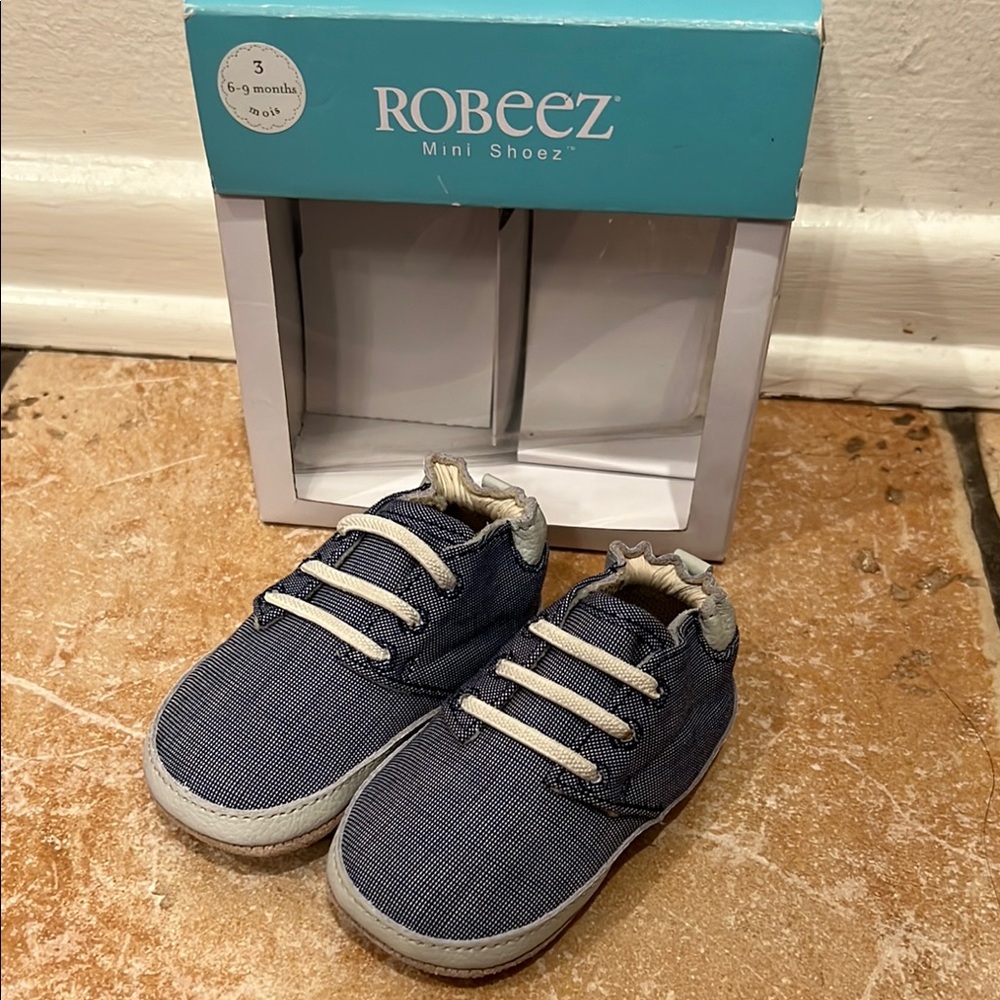 Robeez Blue Baby Walker Shoes with Comfort Design *never worn*